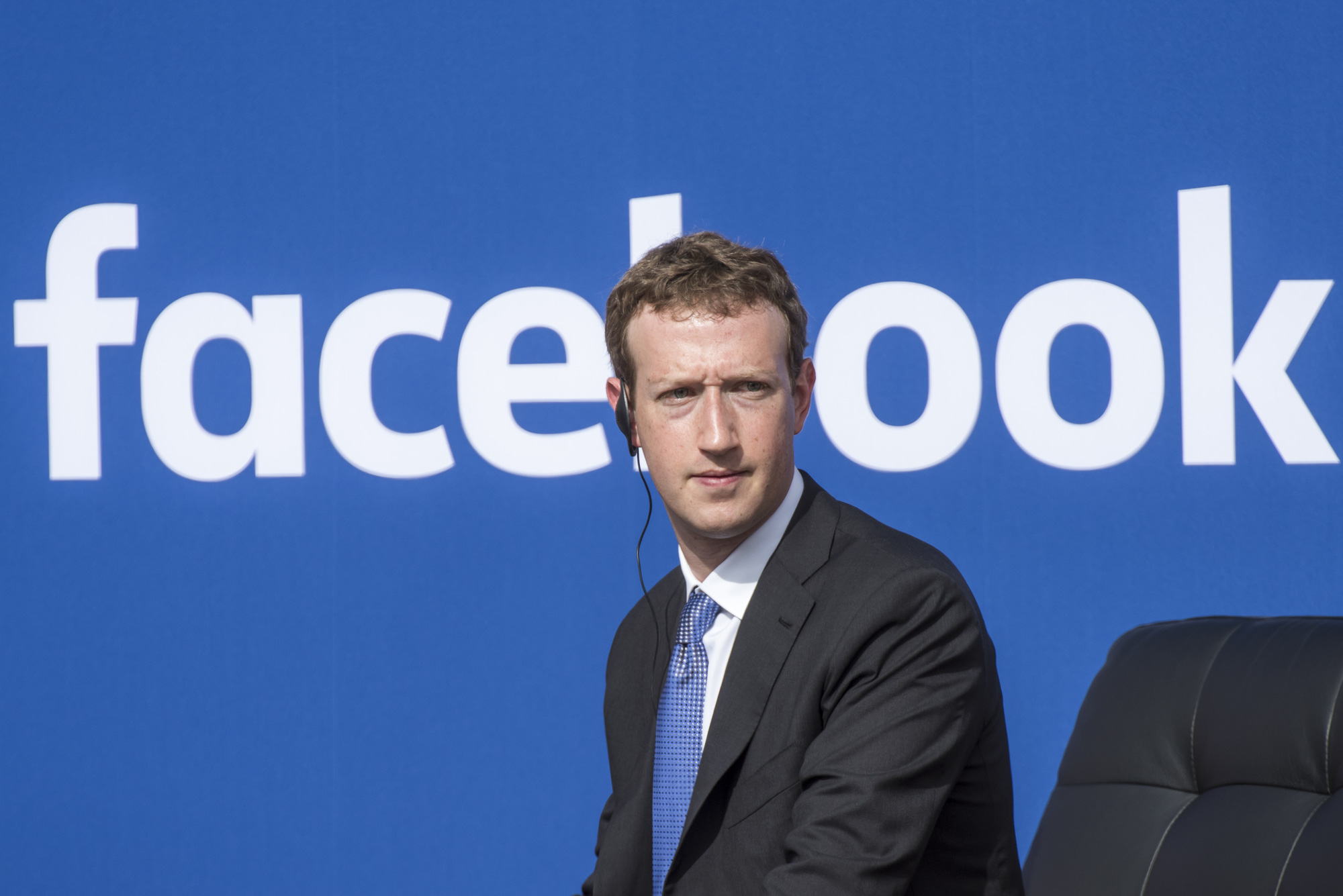 Facebook sắp bị đổi tên: Đây có thể là tên gọi mới mà Mark Zuckerberg lựa chọn - Ảnh 3.