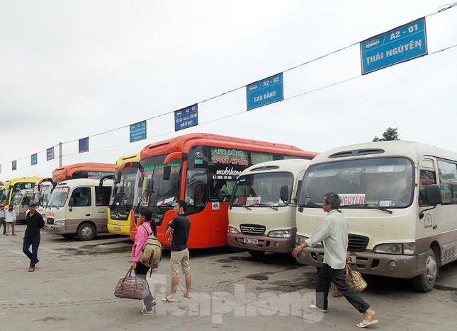 Xe khách Hà Nội được hoạt động bình thường trở lại - Ảnh 1.