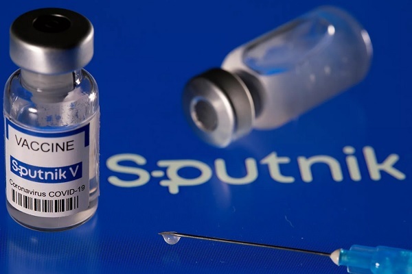 INFOGRAPHIC: So sánh vắc-xin Sputnik V với các vắc-xin khác - Ảnh 1.