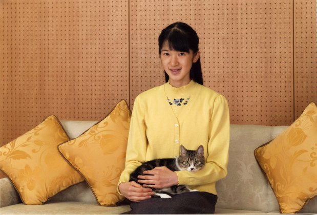 Nàng công chúa cô đơn nhất Nhật Bản sắp làm lễ trưởng thành, đối mặt với áp lực của một &quot;người thừa&quot; - Ảnh 2.