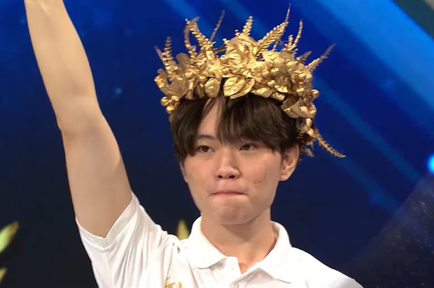 4 thí sinh chung kết Olympia năm thứ 21: Việt Thái siêu đỉnh, song vẫn "thua nhẹ" nam sinh được coi thần đồng, thành tích chất cao như núi! - Ảnh 8. 4 thí sinh chung kết Olympia năm thứ 21: Việt Thái siêu đỉnh, song vẫn "thua nhẹ" nam sinh được coi thần đồng, thành tích chất cao như núi! - Ảnh 8.