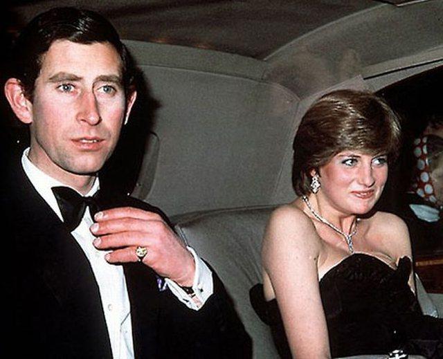 Bi kịch hôn nhân của Công nương Diana đã sớm được &quot;bấm quẻ&quot;: Bị mắng nhiếc vì sắc màu kiêng kị, nối bước nữ nhân &quot;nghịch&quot; nhất Hoàng gia - Ảnh 1.