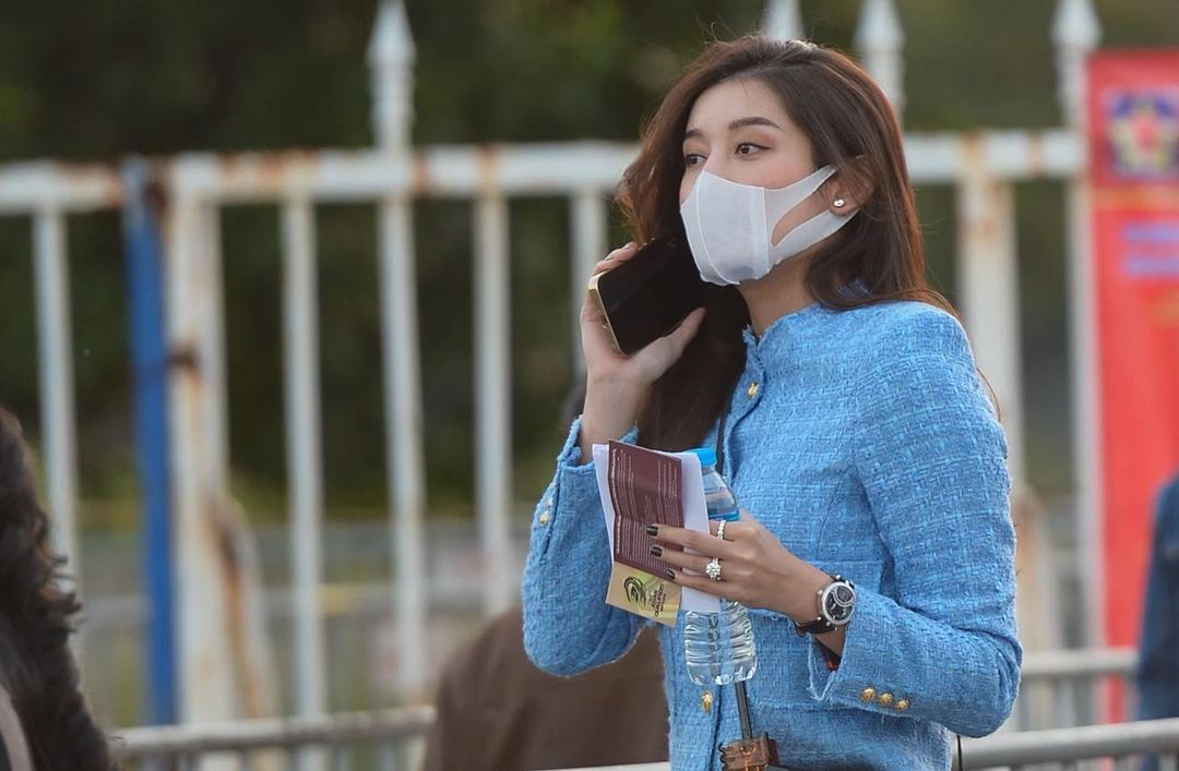 Sao việt Zara Đồ bình dân sao Việt - Hàn vừa diện: Huyền My mặc sang như nữ chính phim Hàn - Ảnh 2. Sao việt Zara Đồ bình dân sao Việt - Hàn vừa diện: Huyền My mặc sang như nữ chính phim Hàn - Ảnh 2.