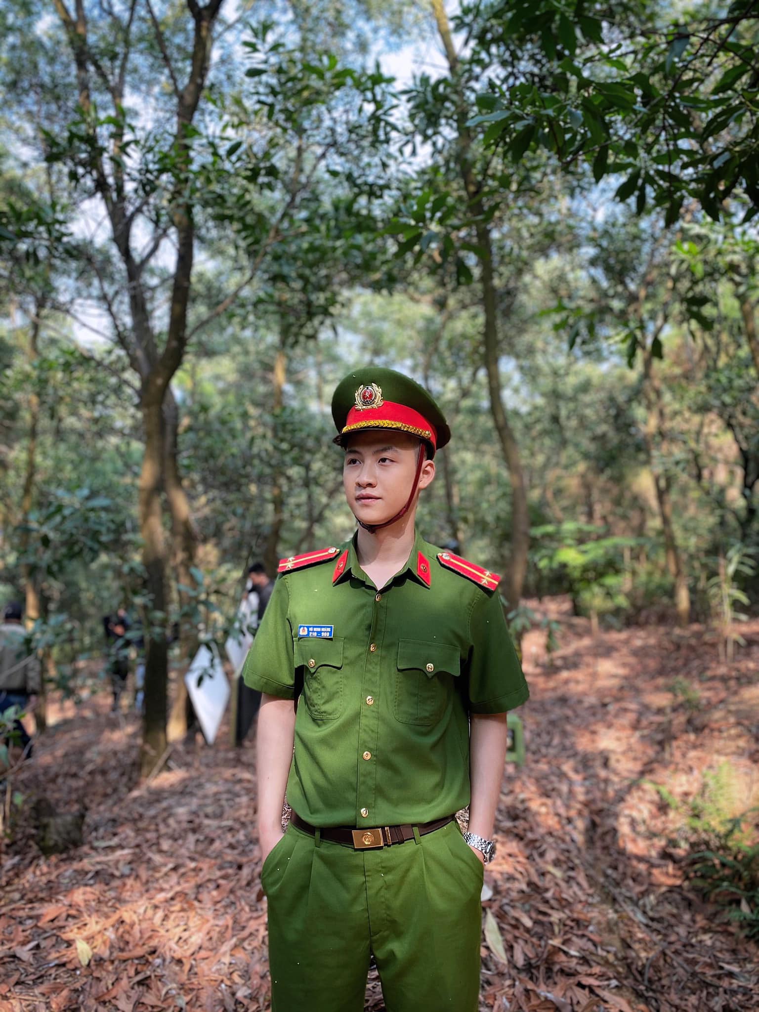 Bộ 3 nam thần của "Phố trong làng" ngoài đời: Người từng là "bạn trai" Minh Hằng, người có vợ vừa nổi tiếng vừa xinh đẹp - Ảnh 6. Bộ 3 nam thần của "Phố trong làng" ngoài đời: Người từng là "bạn trai" Minh Hằng, người có vợ vừa nổi tiếng vừa xinh đẹp - Ảnh 6.