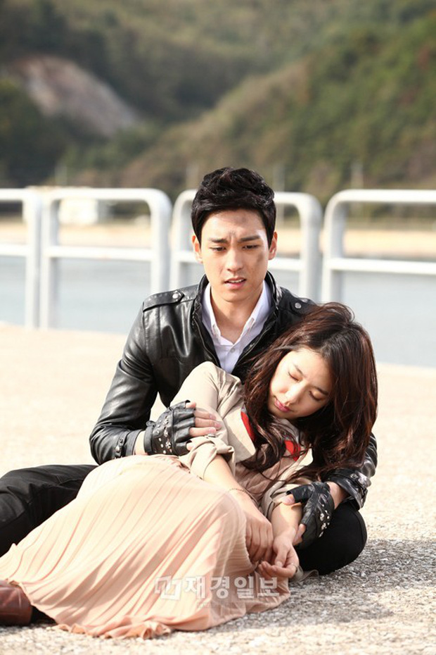 Bộ phim giúp Park Shin Hye kết duyên với Choi Tae Joon, cameo đúng vài phút có ngay chồng sắp cưới - Ảnh 2.
