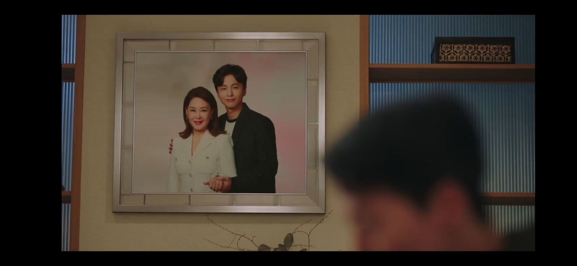 Lộ hint Song Hye Kyo không phải chị dâu hụt của Jang Ki Yong, may quá phim đỡ mùi loạn luân rồi - Ảnh 3.