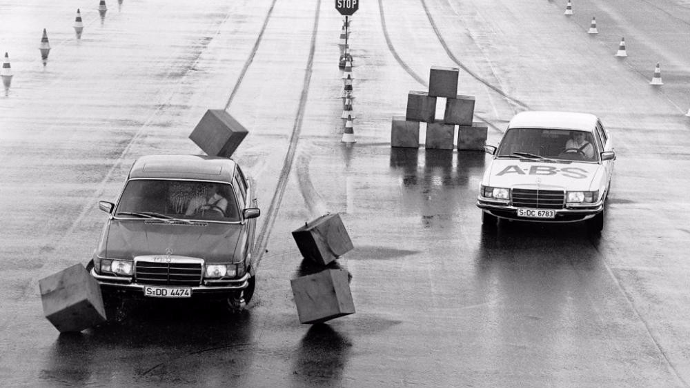 Giải oan cho nghệ sĩ C&ocirc;ng L&yacute;: Bị ng&atilde; phải nhập viện do "đột quỵ" v&agrave; 10 nguy&ecirc;n tắc cần nhớ để kh&ocirc;ng t&eacute; ng&atilde; oan uổng - Ảnh 6.