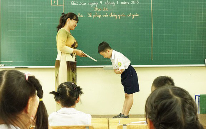 Tranh luận “nảy lửa” về ý kiến bỏ khẩu hiệu “Tiên học lễ, hậu học văn” - Ảnh 1.