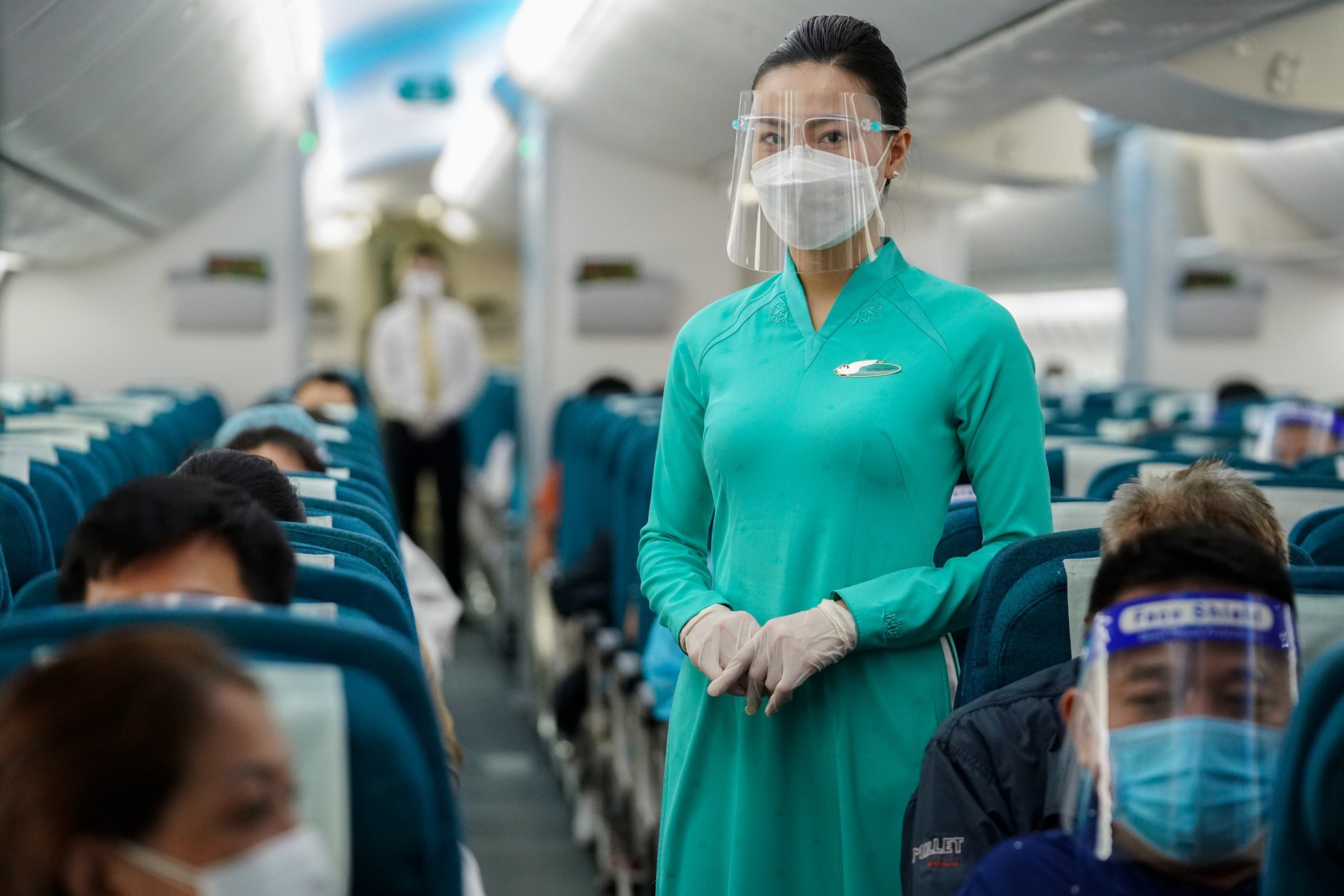 Vietnam Airlines vào Top 10 Thương hiệu có trải nghiệm khách hàng xuất sắc năm 2021 - Ảnh 2.