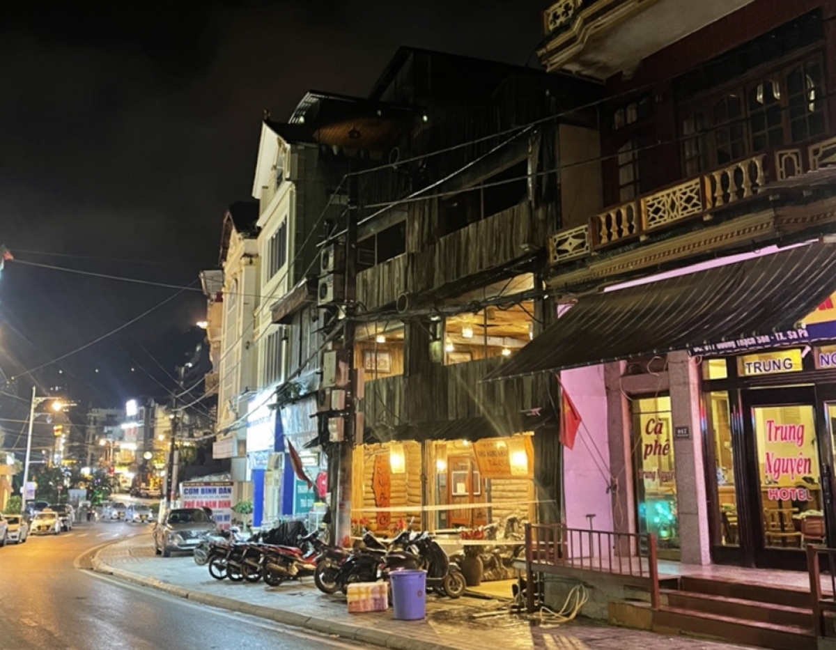 Sa Pa phong tỏa 5 nhà hàng, khách sạn nơi đoàn du khách Hà Nội từng có mặt - Ảnh 1.