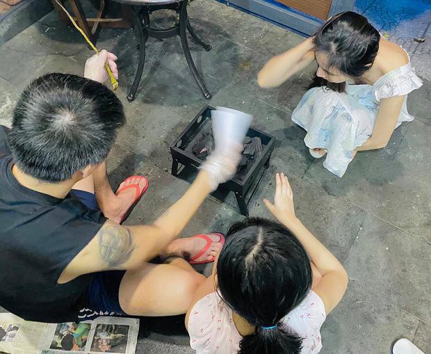 Thủy Tiên tiếp tục lộ dấu hiệu mang thai qua hành động cố tình che vòng 2? - Ảnh 4.