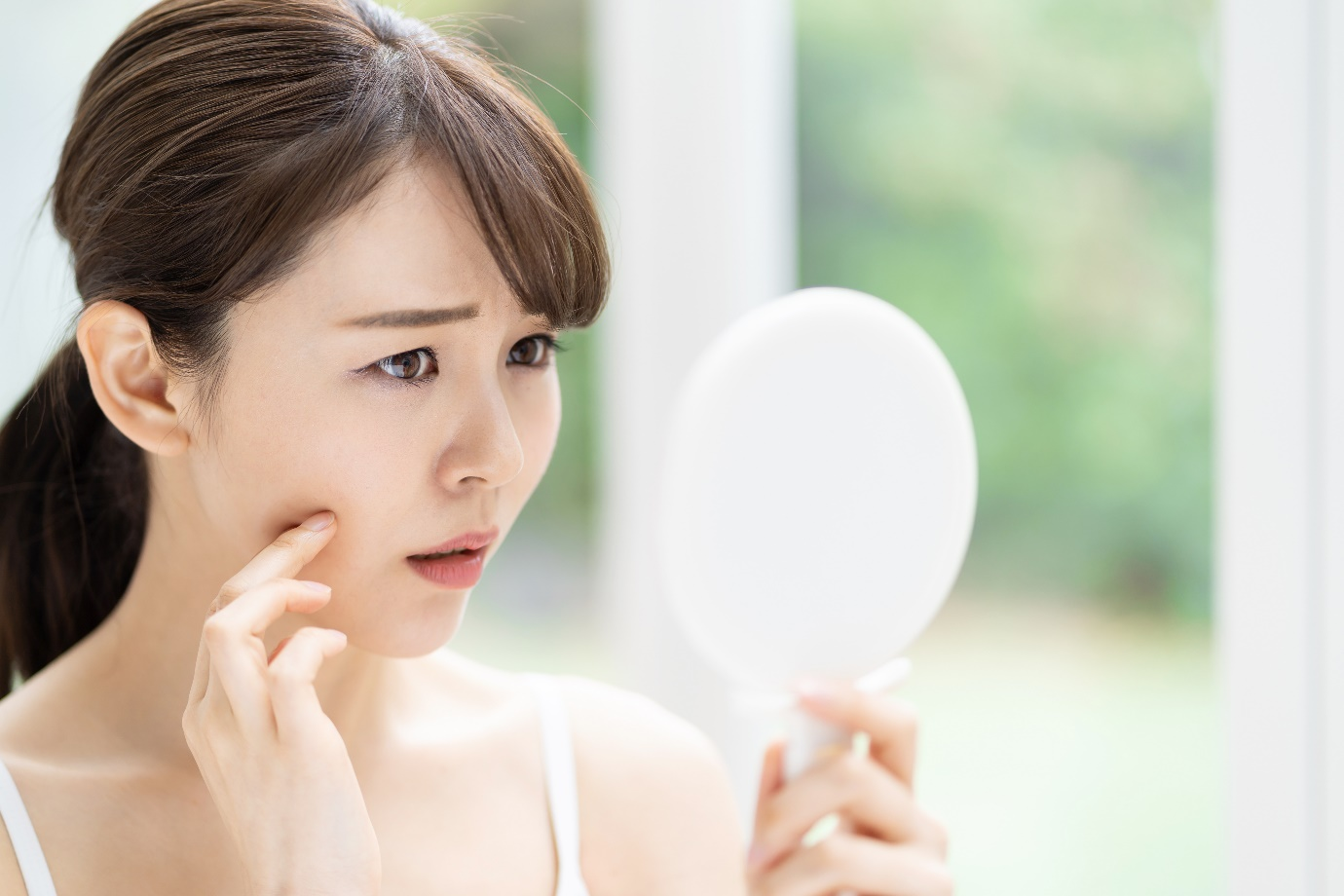 Phương pháp dưỡng trắng da gì mà khiến 100% chị em phụ nữ đồng tình hiệu quả chỉ sau nửa tháng - Ảnh 1. Phương pháp dưỡng trắng da gì mà khiến 100% chị em phụ nữ đồng tình hiệu quả chỉ sau nửa tháng - Ảnh 1.