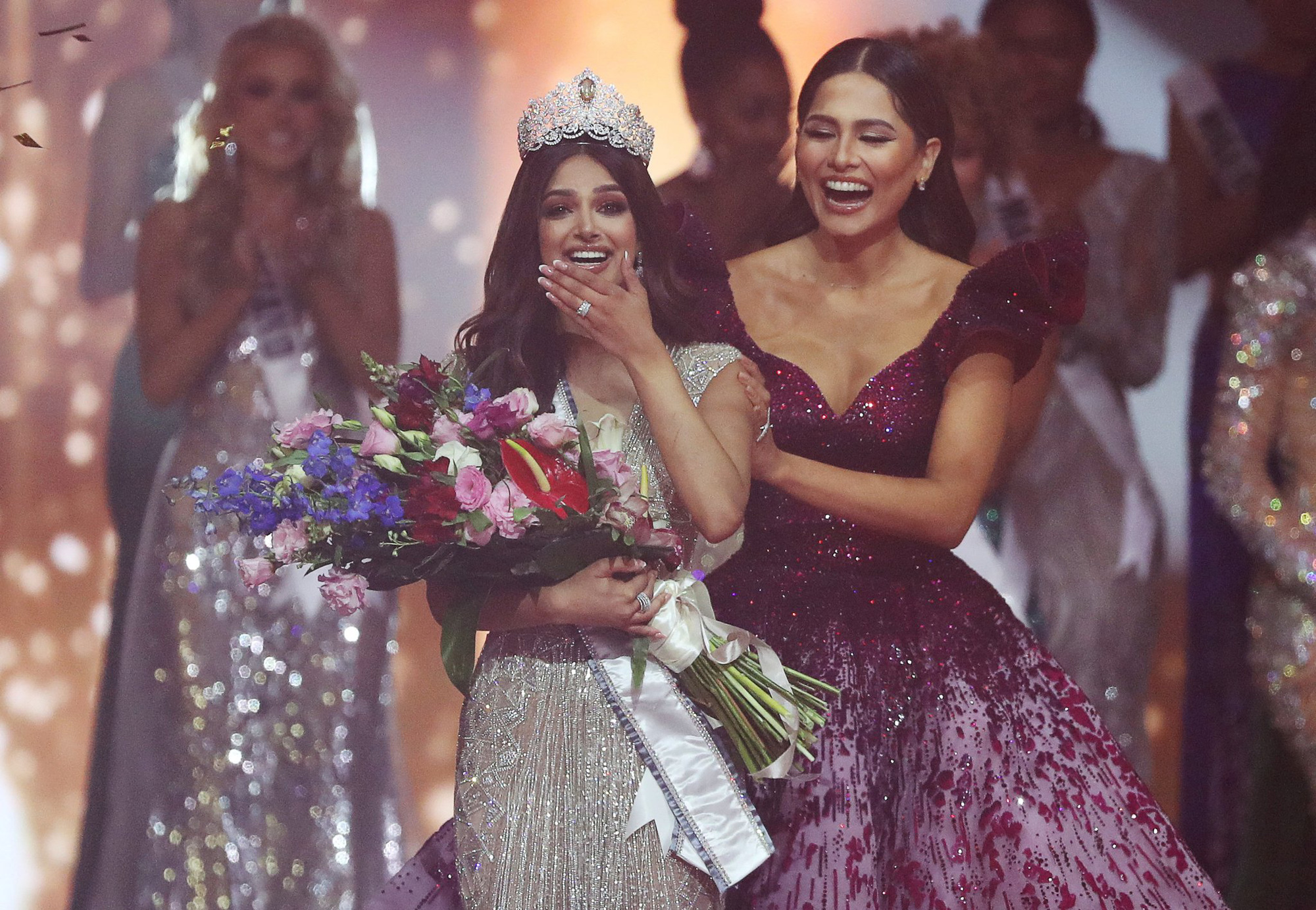 Chung kết Miss Universe 2021: Người đẹp Ấn Độ đăng quang - Ảnh 2. Chung kết Miss Universe 2021: Người đẹp Ấn Độ đăng quang - Ảnh 2.