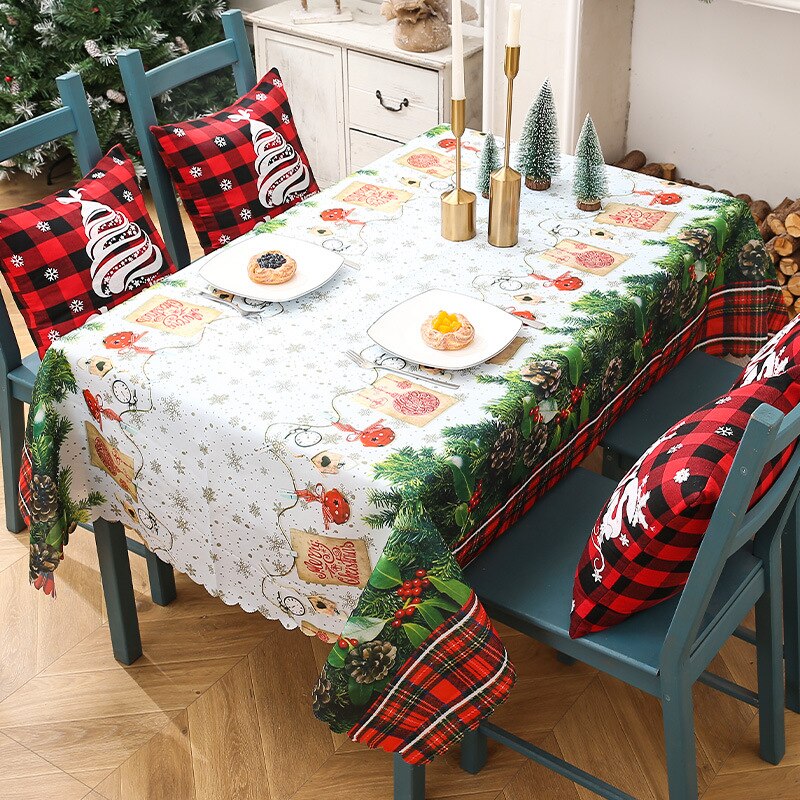 Hô biến phòng ăn gia đình ngập tràn không khí Giáng sinh thật dễ dàng chỉ bằng chiếc khăn trải bàn - Ảnh 1.
