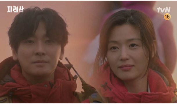 Phim của Jeon Ji Hyun bị chỉ trích kịch liệt vì cái kết điên rồ không khác gì rác rưởi - Ảnh 2.