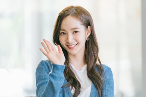 Park Min-young đẹp đến “phát sáng” ở tuổi U40 khiến dân tình đứng ngồi không yên - Ảnh 7.