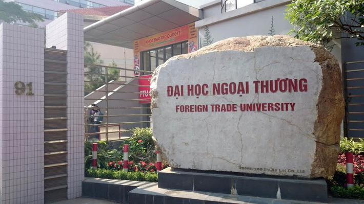 NÓNG: Phó khoa trường Ngoại thương LÊN TIẾNG khi bị tố đụng chạm, bùng nữ sinh vài trăm triệu để chạy suất giảng viên - Ảnh 3. NÓNG: Phó khoa trường Ngoại thương LÊN TIẾNG khi bị tố đụng chạm, bùng nữ sinh vài trăm triệu để chạy suất giảng viên - Ảnh 3.