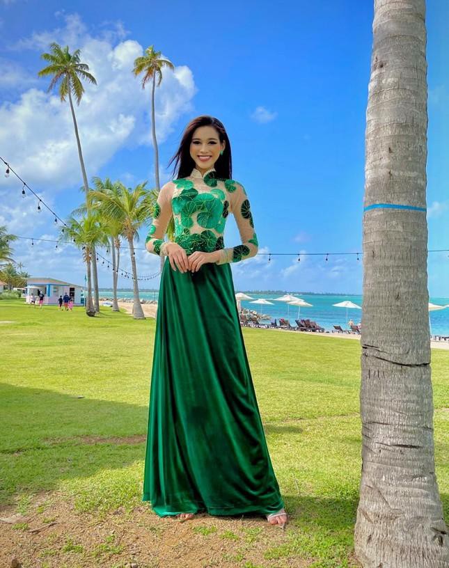 Hoa hậu Đỗ Thị Hà hé lộ trang phục sẽ mặc trong sự kiện đêm từ thiện của Miss World - Ảnh 2.