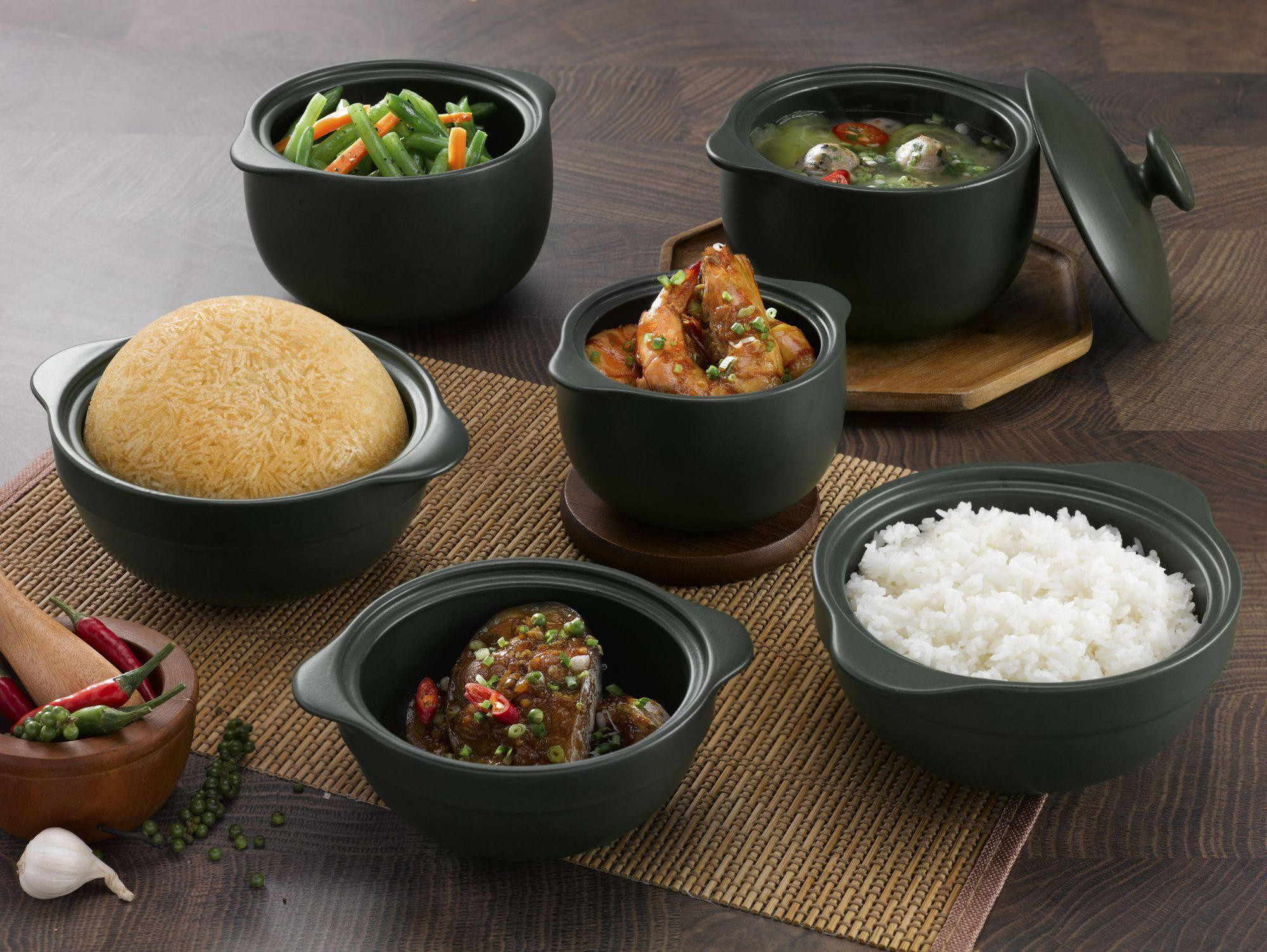 T&acirc;n trang gian bếp đ&oacute;n Tết b&igrave;nh an, thịnh vượng - Ảnh 5.