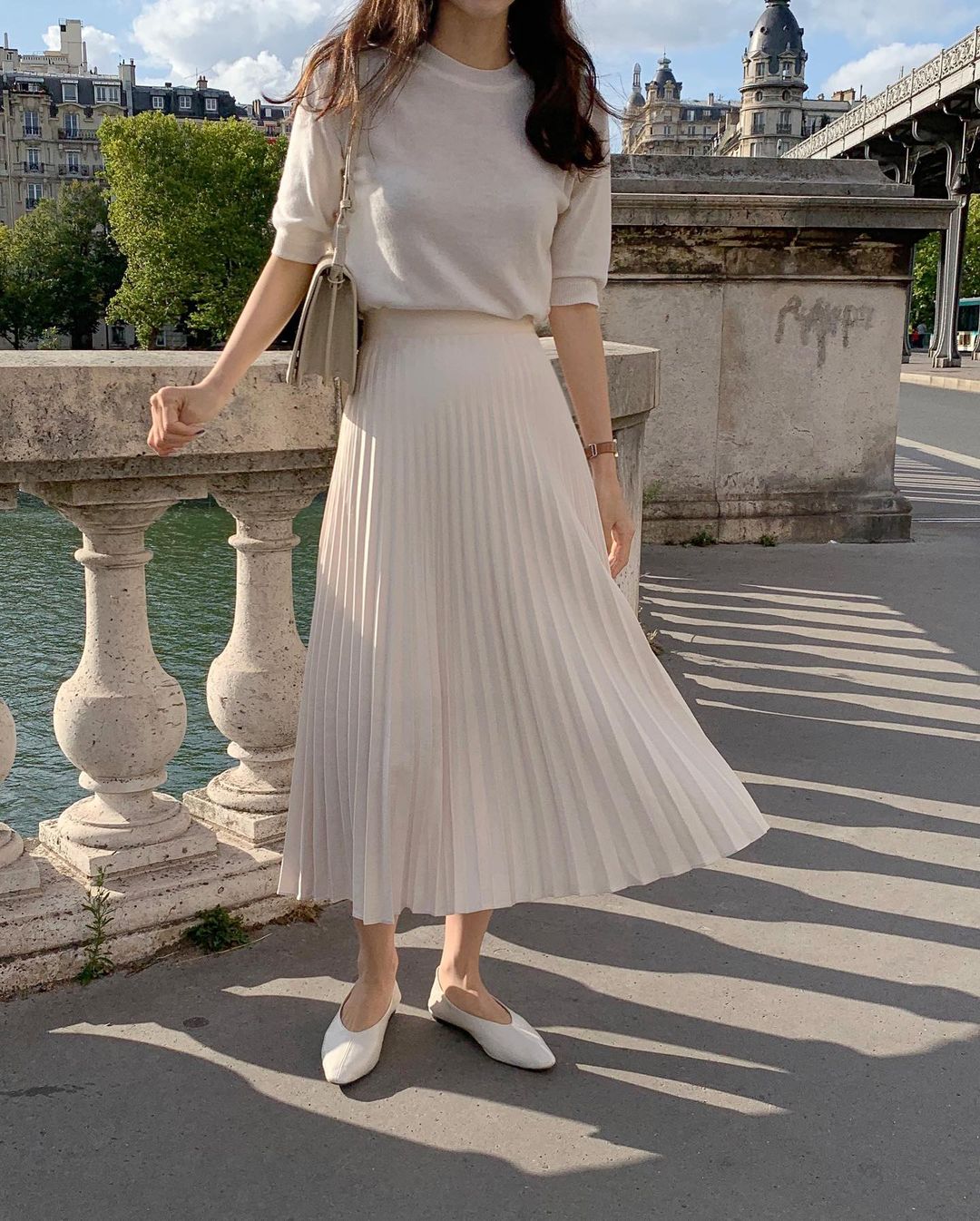 Chân váy trắng xòe xếp ly CV0337  Thời trang công sở KK Fashion