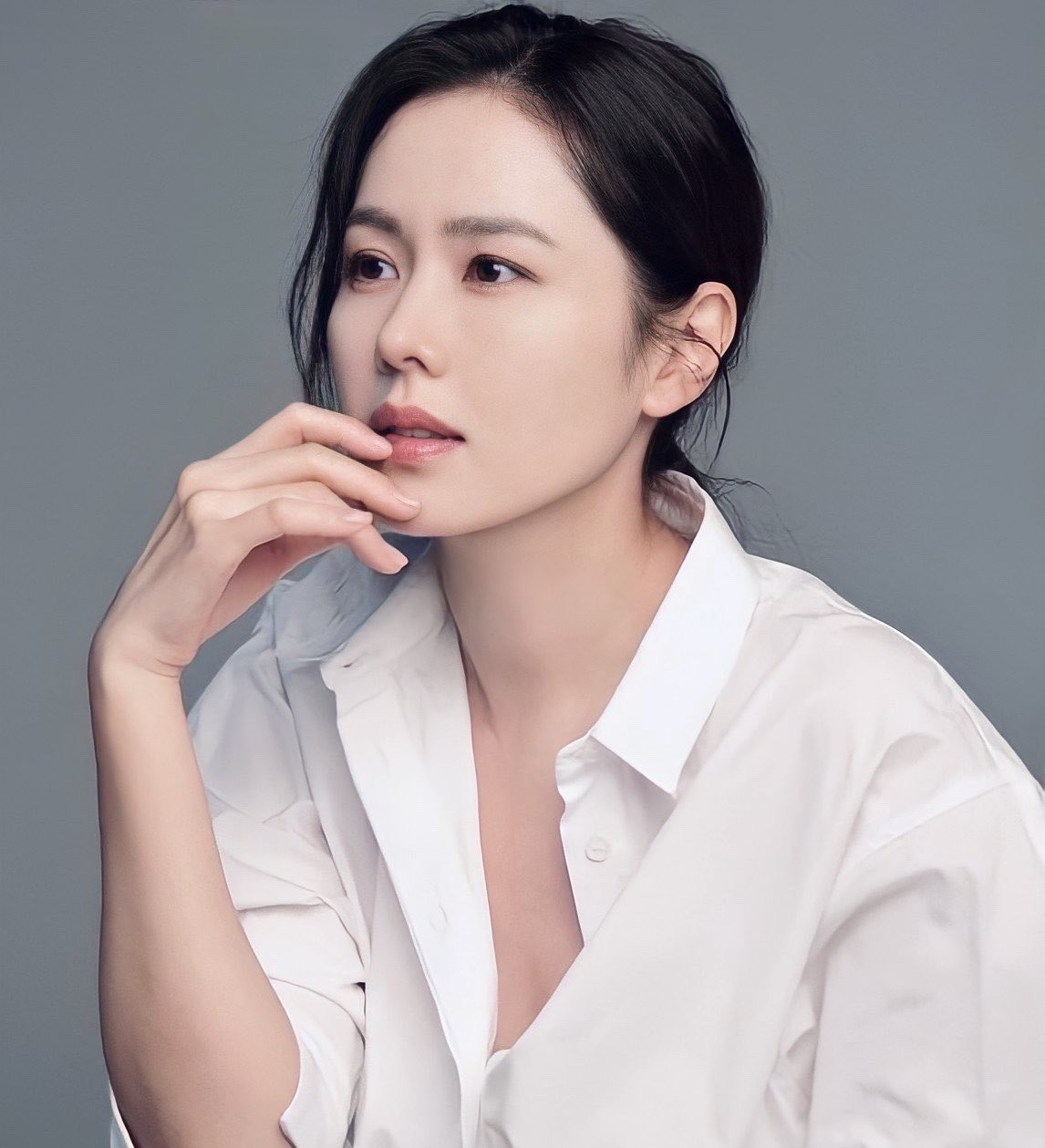 Image hình ảnh Son Ye Jin - Chẳng phải Son Ye Jin sợ Hyun Bin ghen nên không muốn dính líu đến ...