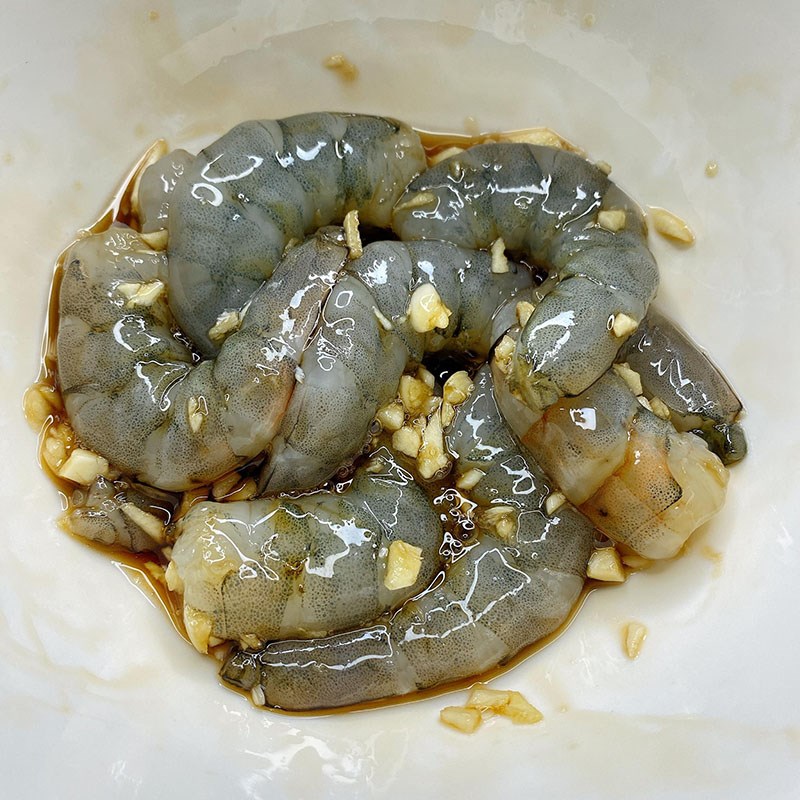 T&ocirc;m m&agrave; rim với nguy&ecirc;n liệu n&agrave;y th&igrave; ngon xuất sắc, nhưng phần lớn ch&uacute;ng ta đều chưa thử l&agrave;m bao giờ v&igrave; nghĩ kh&ocirc;ng hợp! - Ảnh 4.