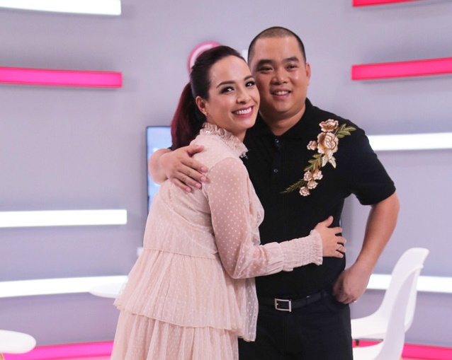 Hội nhà giàu đón Giáng sinh: Chi trăm triệu làm cây thông pha lê, trang hoàng biệt thự lộng lẫy như cung điện - Ảnh 5. Hội nhà giàu đón Giáng sinh: Chi trăm triệu làm cây thông pha lê, trang hoàng biệt thự lộng lẫy như cung điện - Ảnh 5.