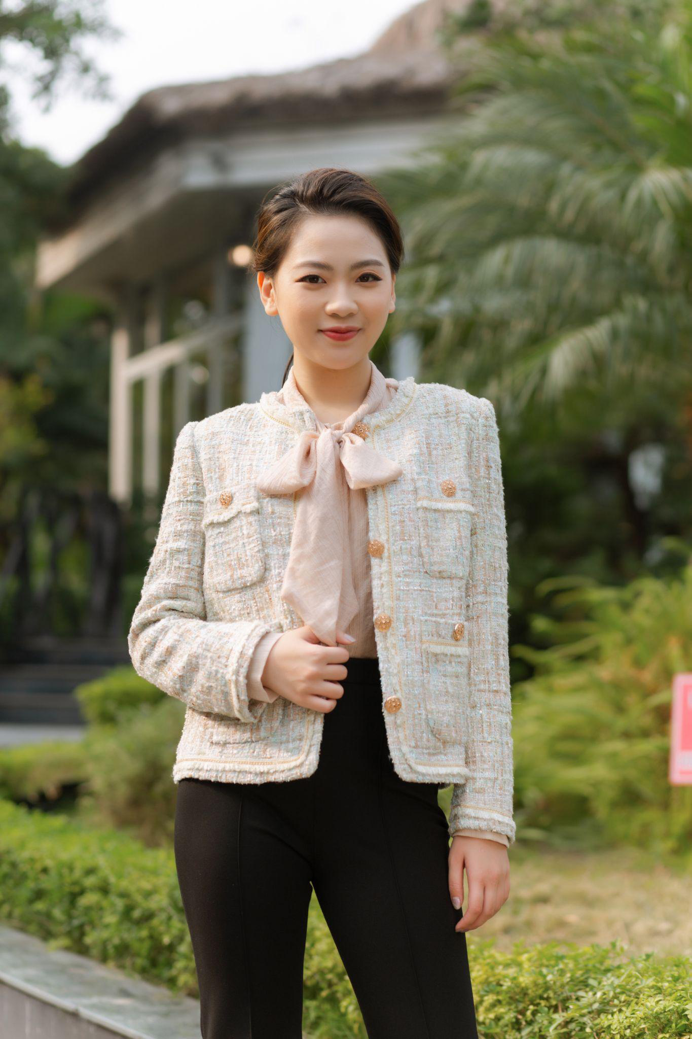 Thương hiệu được c&aacute;c BTV t&agrave;i ch&iacute;nh lựa chọn x&acirc;y dựng phong c&aacute;ch sang trọng - Ảnh 7.