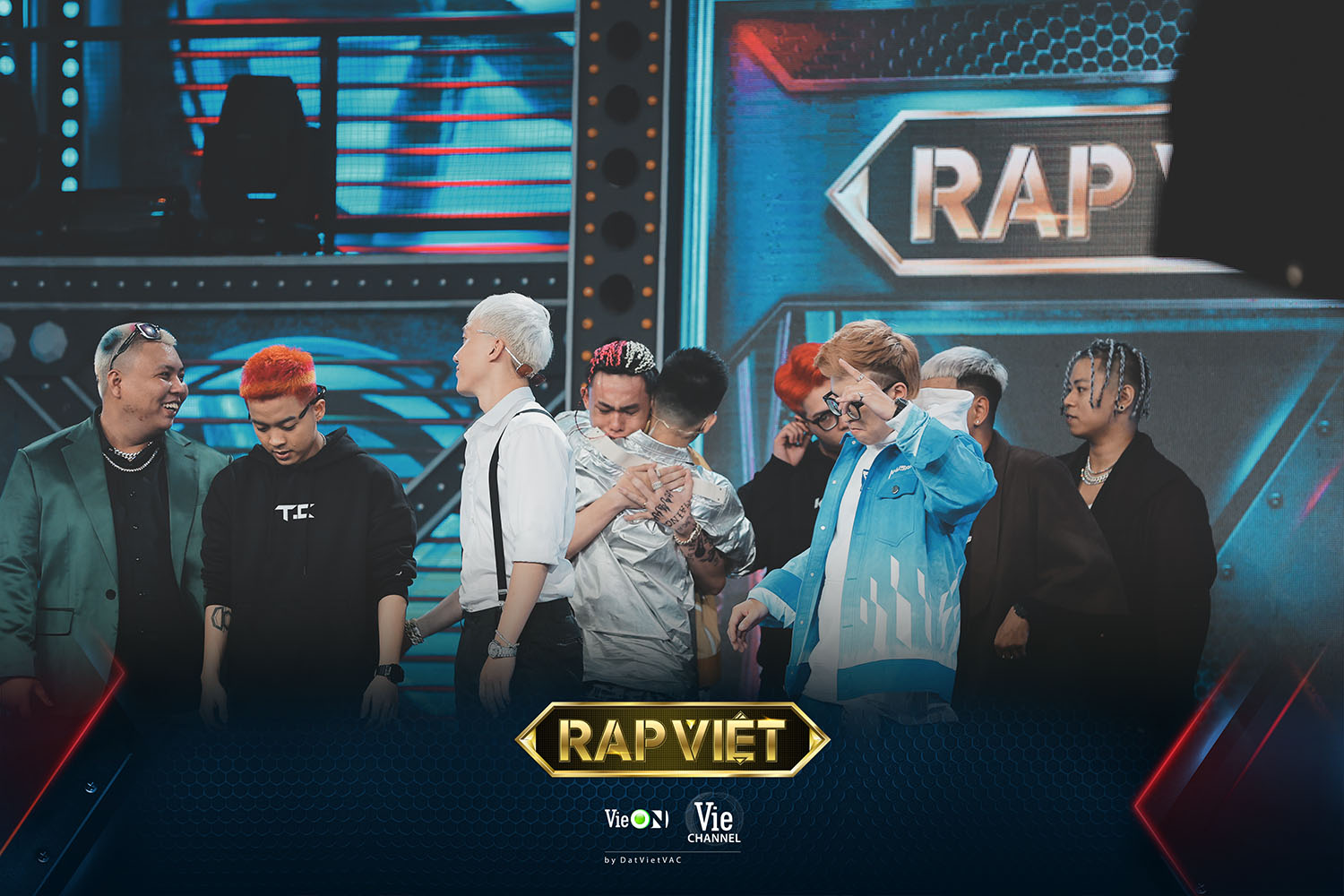 Karik tung nón vàng để cứu "quái vật" Dlow của Rhymastic trước nguy cơ bị loại - Ảnh 6. Karik tung nón vàng để cứu "quái vật" Dlow của Rhymastic trước nguy cơ bị loại - Ảnh 6.