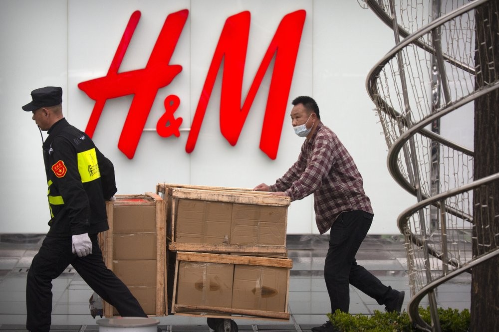 H&M sau 8 tháng bị tẩy chay: dân tình Việt Nam lại "thiếu nghị lực", còn Trung Quốc thì sao? - Ảnh 1.