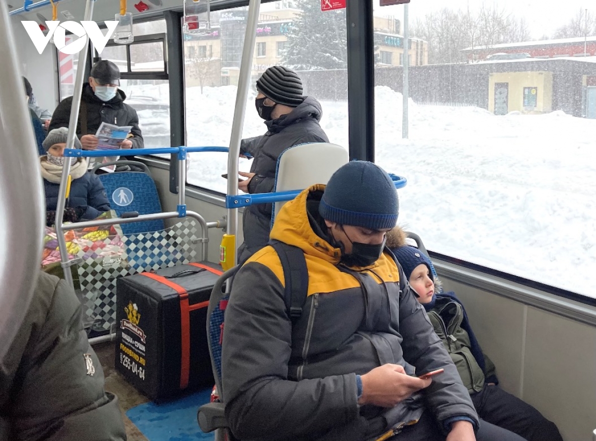Thủ đô Matxcơva- Nga chiến đấu với bão tuyết - Ảnh 4.