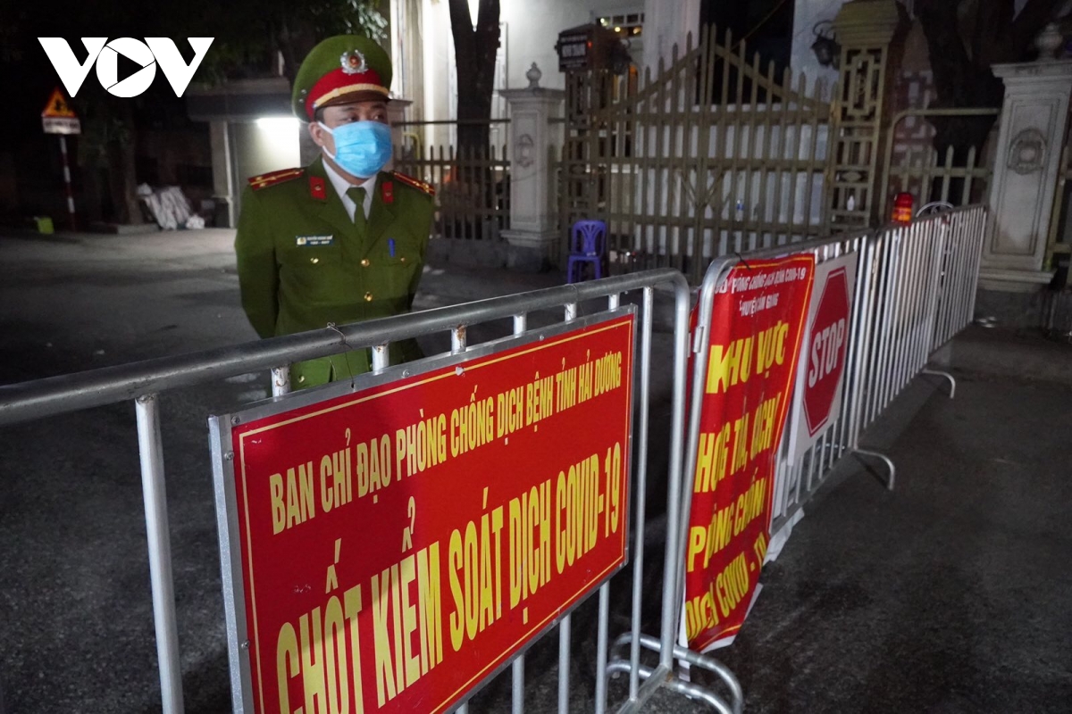 Hải Dương thực hiện giãn cách xã hội: Người dân đã sẵn sàng! - Ảnh 1. Hải Dương thực hiện giãn cách xã hội: Người dân đã sẵn sàng! - Ảnh 1.