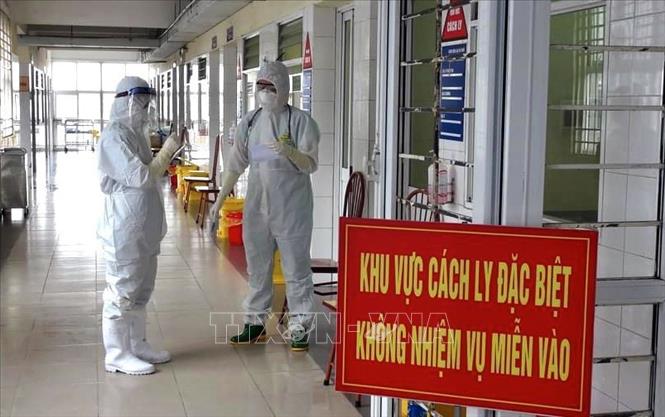 Quảng Ninh c&oacute; th&ecirc;m một ca mắc COVID-19 được c&aacute;ch ly từ sớm - Ảnh 1.