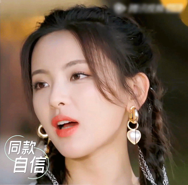 Dù sang như tiểu thư tài phiệt nhưng Mina (Twice) vẫn thua kém &quot;mỹ nhân đẹp nhất Trung Quốc&quot; khi đụng hàng - Ảnh 6.