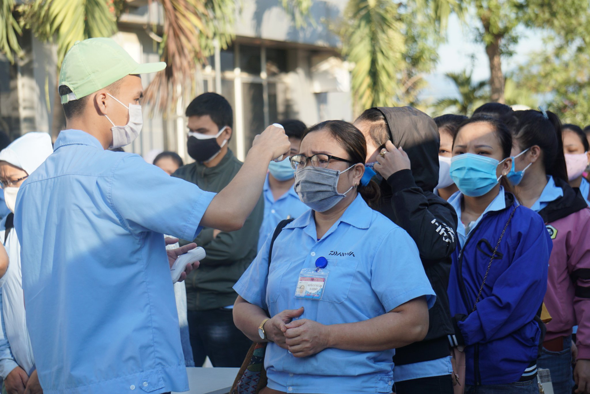 Kết quả xét nghiệm nam công nhân Hải Dương vào Đà Nẵng trốn viện có triệu chứng ho, sốt - Ảnh 1.
