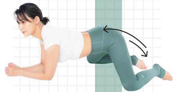 Phù thủy sắc đẹp Nhật Bản chia sẻ cách giữ chân đẹp hông thon chỉ nhờ bài tập với bóng tennis mỗi ngày - Ảnh 6. Phù thủy sắc đẹp Nhật Bản chia sẻ cách giữ chân đẹp hông thon chỉ nhờ bài tập với bóng tennis mỗi ngày - Ảnh 6.