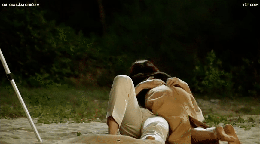 Kaity Nguyễn quay 5 cảnh nóng táo bạo, choáng nhất là hôn trai trẻ cực nhạy cảm trên bãi biển - Ảnh 11.