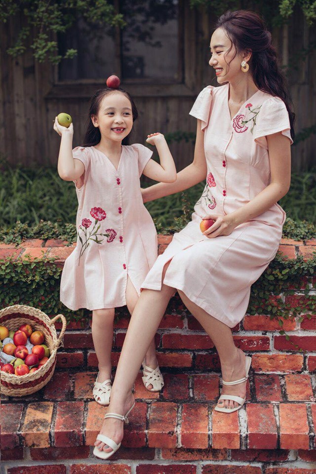 Váy đôi mẹ và bé Lê Vy  Hanoi