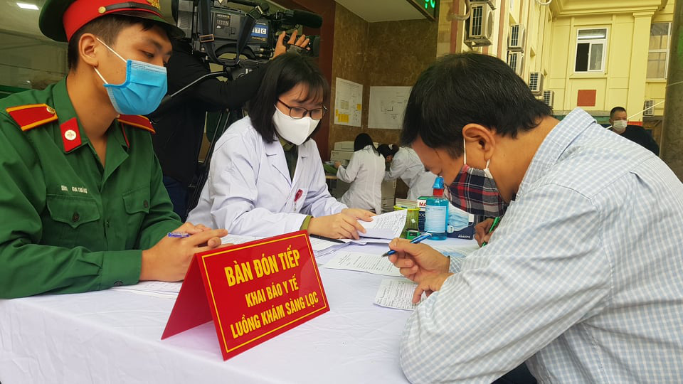 35 người tình nguyện tiêm thử nghiệm vaccine COVID-19 made in Vietnam - Ảnh 3.