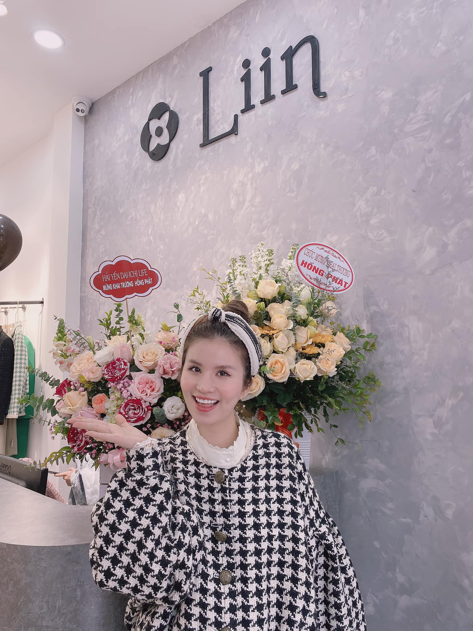 Streamer Chu Phương Linh- hoặc thay đổi hoặc chết trong bối cảnh kinh doanh thời trang tại Việt Nam - Ảnh 1. Streamer Chu Phương Linh- hoặc thay đổi hoặc chết trong bối cảnh kinh doanh thời trang tại Việt Nam - Ảnh 1.