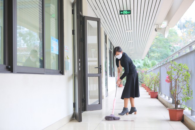 Đón học sinh trở lại, trường học ở Hà Nội trang bị phòng cách ly - Ảnh 4. Đón học sinh trở lại, trường học ở Hà Nội trang bị phòng cách ly - Ảnh 4.