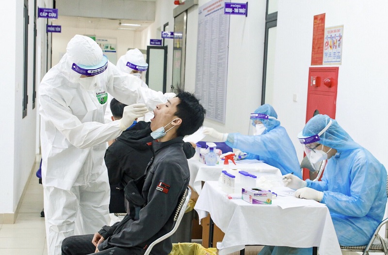 Một số phản ứng không mong muốn khi tiêm vaccine phòng Covid-19: Nhận biết và cách xử trí - Ảnh 3. Một số phản ứng không mong muốn khi tiêm vaccine phòng Covid-19: Nhận biết và cách xử trí - Ảnh 3.