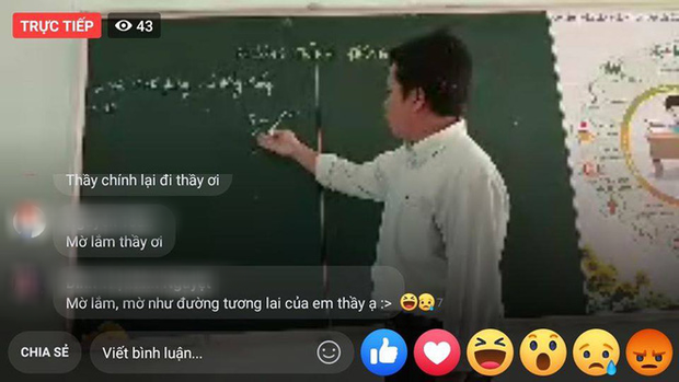 Chùm ảnh cười ra nước mắt khi học sinh học online: Trèo hẳn lên bàn để giơ tay mà cô giáo không gọi, đang cắm dở nồi cơm thì thầy điểm danh - Ảnh 8.