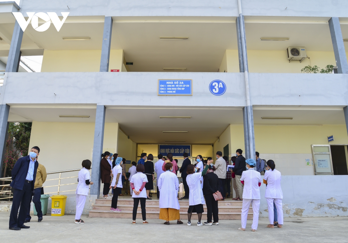 Khẩn trương thành lập bệnh viện dã chiến tại Điện Biên Phủ - Ảnh 2.