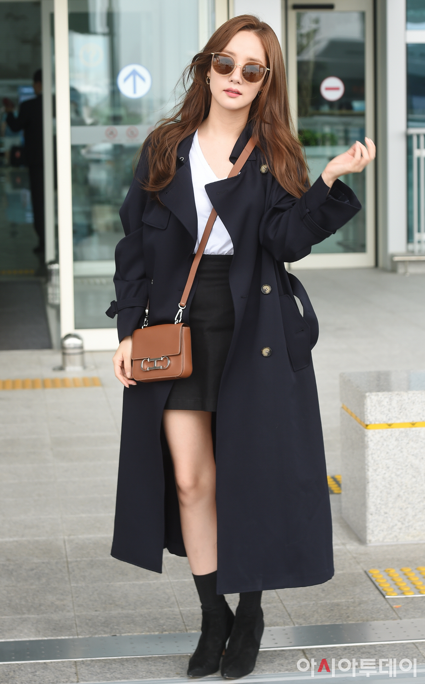 sao diện trench coat - Ảnh 9. sao diện trench coat - Ảnh 9.