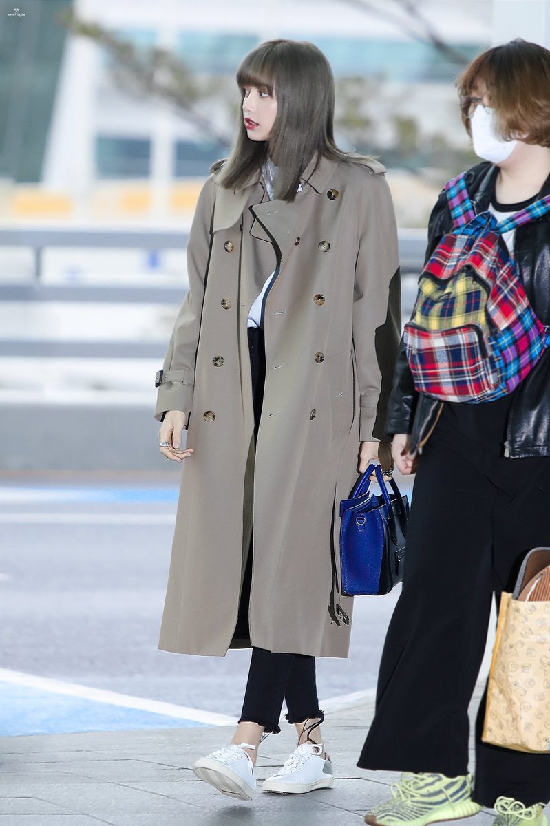 sao diện trench coat - Ảnh 3. sao diện trench coat - Ảnh 3.