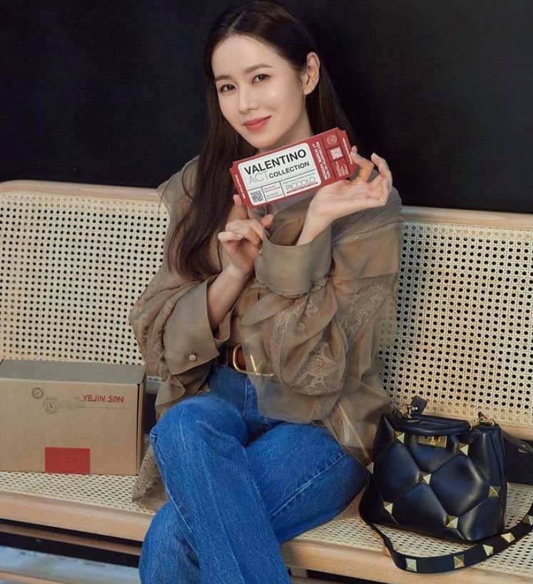 Son Ye Jin - Ảnh 2. Son Ye Jin - Ảnh 2.