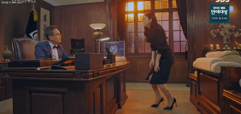 Cuộc chiến thượng lưu tập 7: Seo Jin hèn hạ quỳ gối xin Oh Yoon Hee tha thứ, sắp giở trò giết chết mẹ Ro Na? - Ảnh 5. Cuộc chiến thượng lưu tập 7: Seo Jin hèn hạ quỳ gối xin Oh Yoon Hee tha thứ, sắp giở trò giết chết mẹ Ro Na? - Ảnh 5.