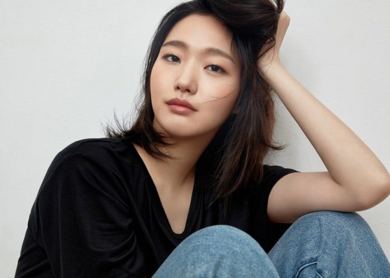 Tranh cãi nảy lửa BXH mỹ nhân đẹp nhất xứ Hàn: Song Hye Kyo, Son Ye Jin lẹt đẹt ở vị trí thấp, ngôi vương lại thuộc về một cô gái sinh năm 1999 - Ảnh 4.