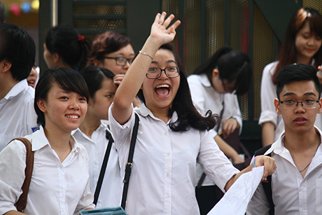 Tuyển sinh 2021: Nhiều trường tung học bổng 'khủng' thu hút học sinh giỏi - Ảnh 1.